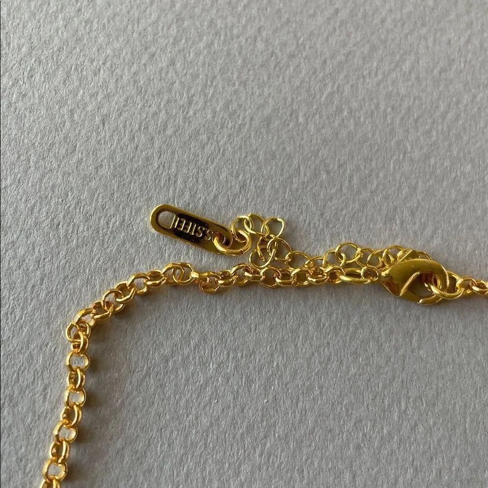 Gold Butterfly Locket Necklace N1274
